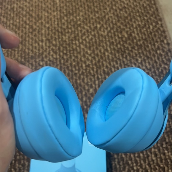 SOLO PRO PHARRELL WILLIAMS BEATS HEADPHONES - Picture 3 of 7